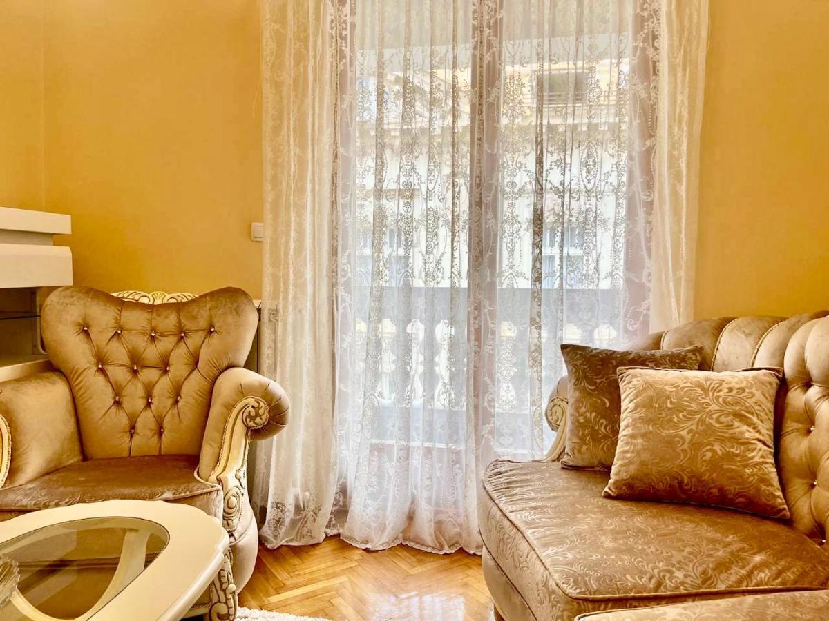 Apartamento Belgrade Heart Of A Historical Center Exterior foto